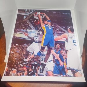 KOBE BRYANT LAKERS VS KINGS BACKWARDS DUNK💥8.5x11 ULTRA PREMIUM GLOSSY POSTER!